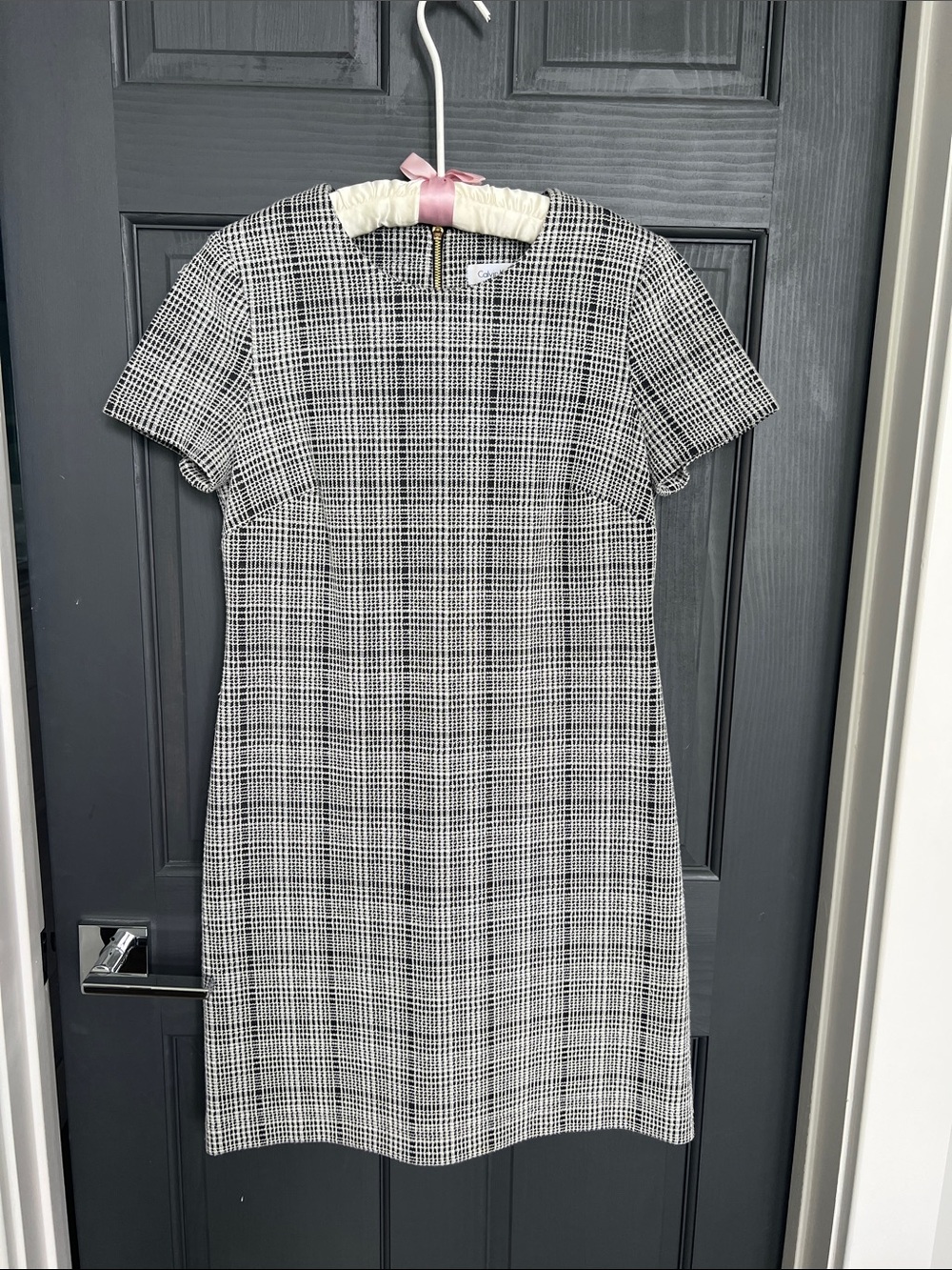 Calvin Klein, Women's Short Sleeve Black & White Plaid Shift Dress, size 4